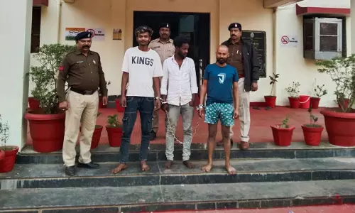 रायपुर में शराब पिलाकर महिला के साथ गैंगरेप