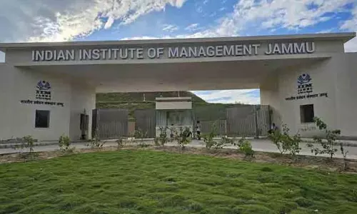 IIM जम्मू का छात्र इमारत से गिरकर घायल