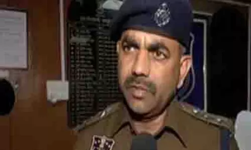 Police ने बिश्नोई गिरोह से जुड़े चार लोगों को किया गिरफ्तार, हथियार जब्त Police ने बिश्नोई गिरोह से जुड़े चार लोगों को किया गिरफ्तार, हथियार जब्त