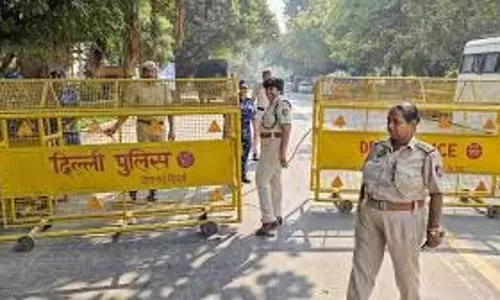 Delhi पुलिस ने नकाबपोश स्नैचर की पहचान की, चोरी हुए फोन का किया रिकॉर्ड