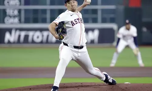 Pitcher Yusei किकुची और लॉस एंजिल्स एंजेल्स ने 63 मिलियन डॉलर के अनुबंध पर सहमति व्यक्त की