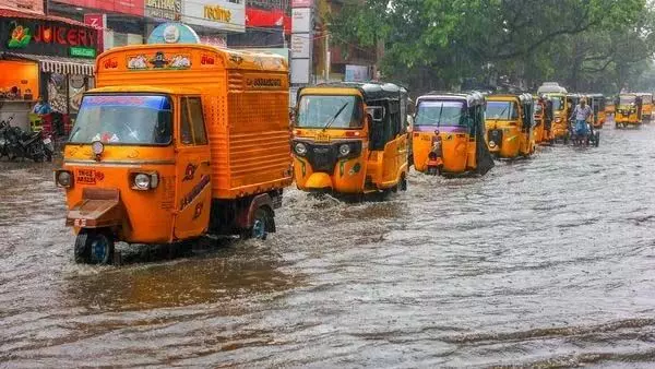 Tamil Nadu: स्कूल बंद, विमान सेवाएं बाधित