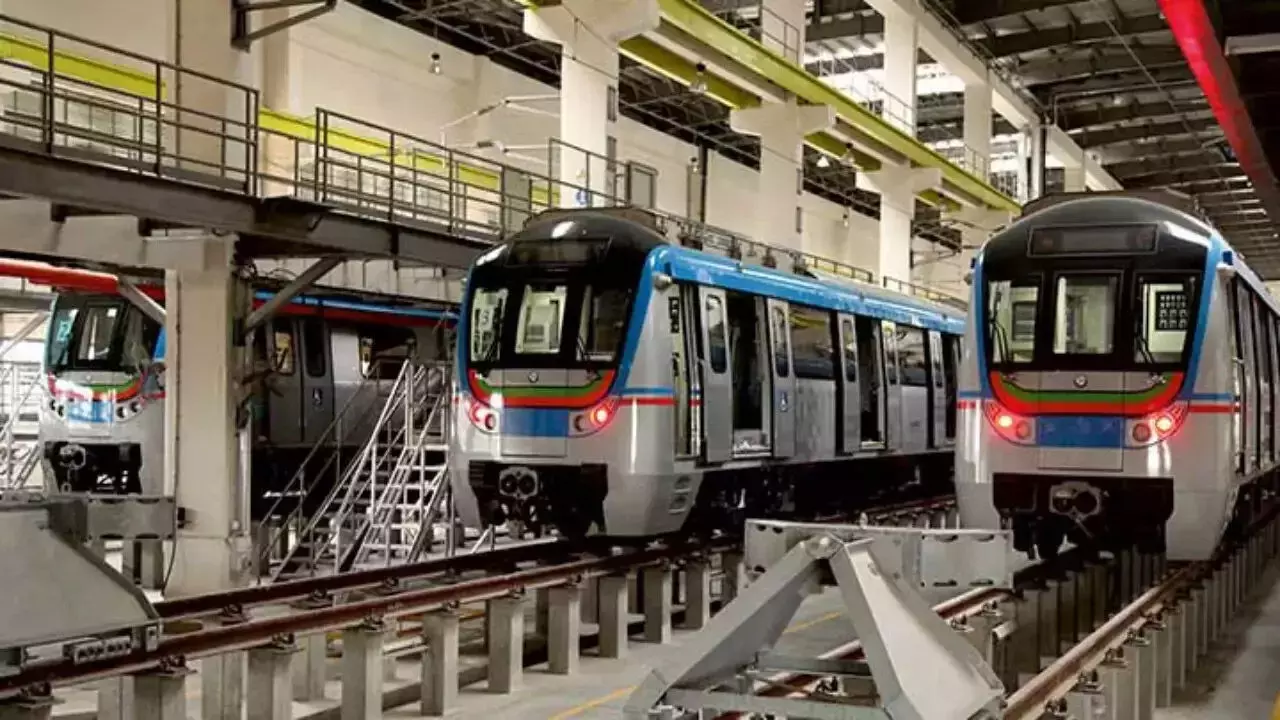 Hyderabad Metro: यात्रियों के लिए एक अच्छी खबर, विस्तार योजना के तहत 5 नए कॉरिडोर की घोषणा