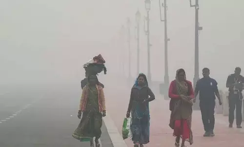 Delhi: दिल्ली में वायु गुणवत्ता सूचकांक 343 पर पहुंचा Delhi: दिल्ली में वायु गुणवत्ता सूचकांक 343 पर पहुंचा