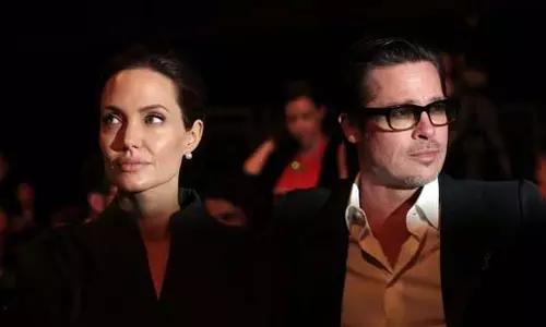 कोर्ट ने Angelina Jolie के पक्ष में सुनाया फैसला कोर्ट ने Angelina Jolie के पक्ष में सुनाया फैसला