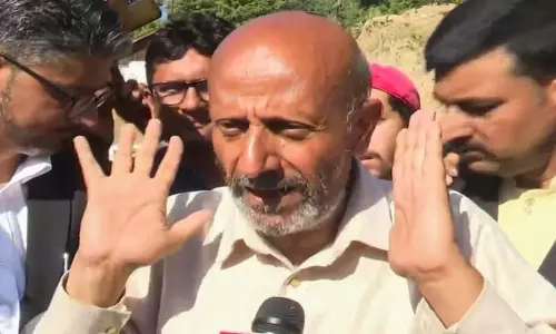 J&K: अवामी इत्तेहाद पार्टी ने इंजीनियर रशीद की हिरासत पर चिंता जताई J&K: अवामी इत्तेहाद पार्टी ने इंजीनियर रशीद की हिरासत पर चिंता जताई