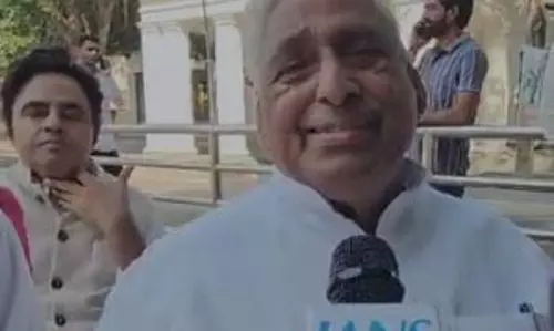 भाजपा संविधान विरोधी काम कर रही है : माता प्रसाद पांडे भाजपा संविधान विरोधी काम कर रही है : माता प्रसाद पांडे