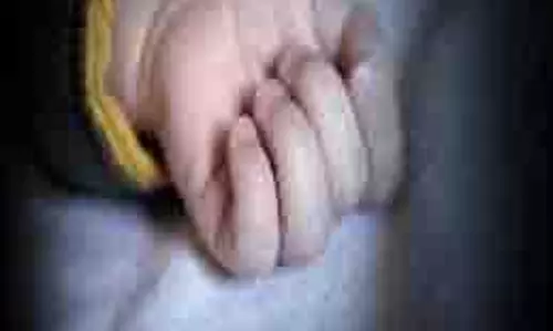 UP News: मासूम बच्ची पिता को बताती थी मां के गुप्त इरादे, मां ने ढाई साल की बेटी को उतारा मौत के घाट