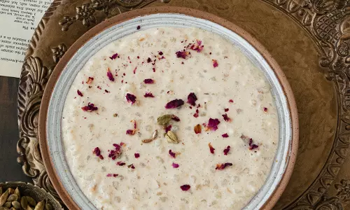 मोती साबूदाना और नारियल पुडिंग रेसिपी