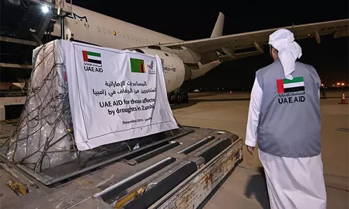 UAE ने जाम्बिया, गिनी-कोनाक्री में राहत सहायता ले जाने वाले दो विमान भेजे UAE ने जाम्बिया, गिनी-कोनाक्री में राहत सहायता ले जाने वाले दो विमान भेजे