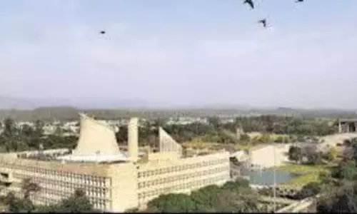 10 acres  चिन्हित भूमि स्वास्थ्य बुनियादी ढांचे को बढ़ाने के लिए