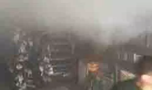 Mandi:  स्पेयर पार्ट्स की दुकान में लगी आग, लाखों का नुकसान