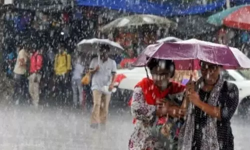 चेन्नई से कन्याकुमारी तक: 15 जिलों में भारी बारिश, अगले 2 घंटों के लिए अलर्ट चेन्नई से कन्याकुमारी तक: 15 जिलों में भारी बारिश, अगले 2 घंटों के लिए अलर्ट
