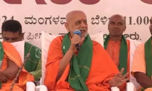 मुसलमानों को वोट देने के अधिकार से वंचित किया जाना चाहिए: चन्द्रशेखरनाथ स्वामी मुसलमानों को वोट देने के अधिकार से वंचित किया जाना चाहिए: चन्द्रशेखरनाथ स्वामी