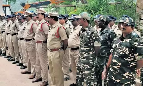 Andhra: फ्लाई ऐश को लेकर विवाद के कारण रायलसीमा थर्मल पावर प्लांट में तनाव Andhra: फ्लाई ऐश को लेकर विवाद के कारण रायलसीमा थर्मल पावर प्लांट में तनाव