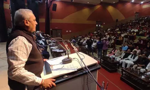Haryana : मंत्री भारतीय संविधान हमारे सभी कानूनों का आधार Haryana : मंत्री भारतीय संविधान हमारे सभी कानूनों का आधार