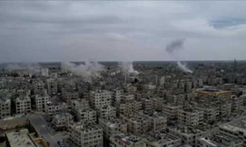 इजरायली हवाई हमलों ने Syria के होम्स में दो इलाकों को निशाना बनाया
