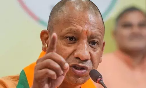 Uttar Pradesh: सरकार ‘पत्थरबाजों’ नुकसान की भरपाई करेगी