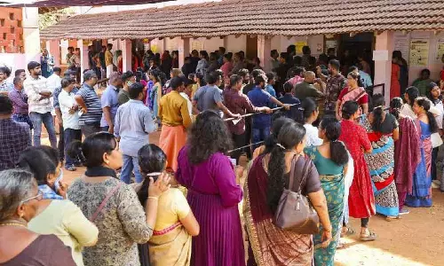 भारतीय चुनावों में महिला मतदाताओं की बढ़ती संख्या पर संपादकीय भारतीय चुनावों में महिला मतदाताओं की बढ़ती संख्या पर संपादकीय