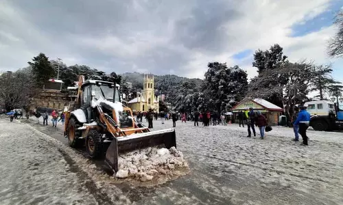 बर्फबारी से निपटने के लिए Shimla को पांच सेक्टरों में बांटा गया बर्फबारी से निपटने के लिए Shimla को पांच सेक्टरों में बांटा गया
