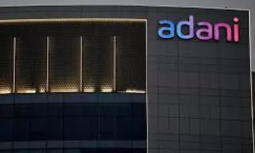 Moodys ने अडानी की कंपनियों के लिए आउटलुक घटाकर -ve किया Moodys ने अडानी की कंपनियों के लिए आउटलुक घटाकर -ve किया