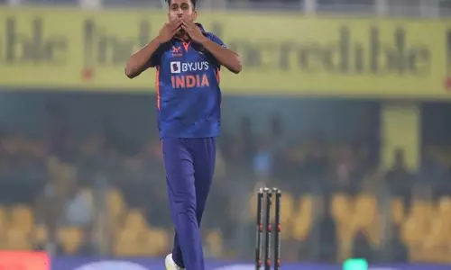 इयान बिशप को उम्मीद है, IPL 2025 में भरत अरुण और ड्वेन ब्रावो की देखरेख में उमरान मलिक अपने खेल का चरम पर पहुंचेंगे इयान बिशप को उम्मीद है, IPL 2025 में भरत अरुण और ड्वेन ब्रावो की देखरेख में उमरान मलिक अपने खेल का चरम पर पहुंचेंगे