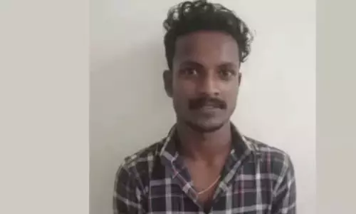 घर पर देर से आने पर पूछा: चाचा के हाथ-पैर पीटने पर युवक गिरफ्तार घर पर देर से आने पर पूछा: चाचा के हाथ-पैर पीटने पर युवक गिरफ्तार