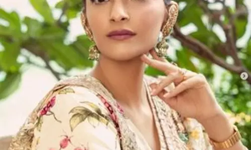 Sonam Kapoor ने दुनिया में अपने पसंदीदा लोगों के लिए खुशी मनाई