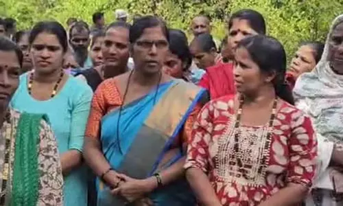 Pilgao के स्थानीय लोगों ने खनन कंपनी की वैकल्पिक मार्ग से अयस्क परिवहन की कोशिश को विफल कर दिया