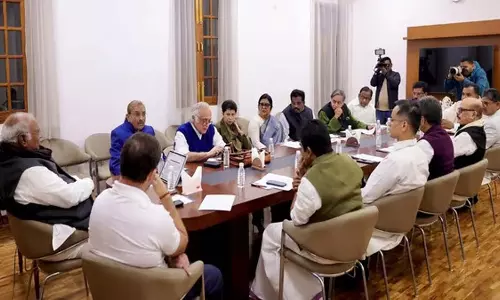 Maharashtra: विधानसभा चुनाव में खराब प्रदर्शन को लेकर कांग्रेस करेगी बैठक Maharashtra: विधानसभा चुनाव में खराब प्रदर्शन को लेकर कांग्रेस करेगी बैठक
