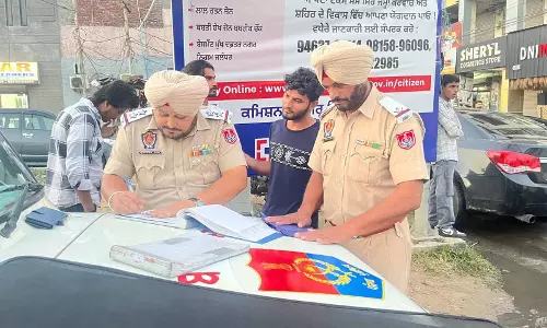 Jalandhar: यातायात उल्लंघन और छेड़छाड़ के खिलाफ अभियान, 37 चालान