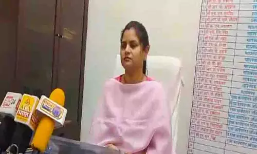Raisen: बैठक में नहीं बन सका अधिकारी कर्मचारियों में बेहतर तालमेल Raisen: बैठक में नहीं बन सका अधिकारी कर्मचारियों में बेहतर तालमेल