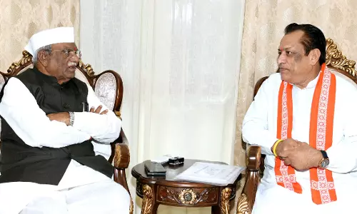 Manipur: नौ जिलों में मोबाइल इंटरनेट दो दिन के लिए निलंबित Manipur: नौ जिलों में मोबाइल इंटरनेट दो दिन के लिए निलंबित