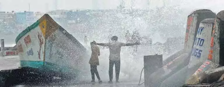 Andhra Rains: दक्षिण तटीय और रायलसीमा जिलों के लिए ऑरेंज अलर्ट