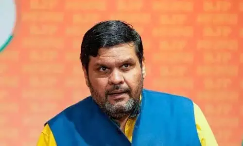 Delhi: अडानी के आरोपों पर कांग्रेस को आलोचना का सामना करना पड़ा Delhi: अडानी के आरोपों पर कांग्रेस को आलोचना का सामना करना पड़ा
