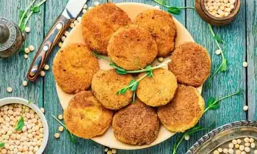 Roti Sabji Cutlets: रोटी और सब्जी से बने हेल्दी कटलेट