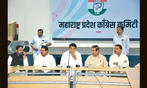 Congress विधायकों ने खड़गे को दिया नया पार्टी नेता चुनने का अधिकार Congress विधायकों ने खड़गे को दिया नया पार्टी नेता चुनने का अधिकार