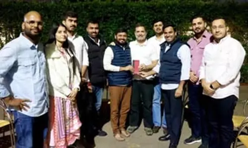 डूसू के नवनिर्वाचित अध्यक्ष, एनएसयूआई सदस्यों से मिले राहुल गांधी और कन्हैया कुमार