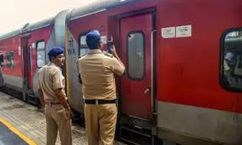 RPF जवान मुकदमे में पहले गवाह से जिरह RPF जवान मुकदमे में पहले गवाह से जिरह