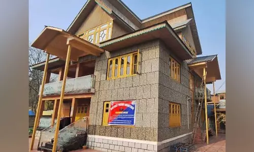 अनंतनाग पुलिस ने श्रीगुफवारा में NDPS अधिनियम के तहत 2 करोड़ रुपये की संपत्ति जब्त की अनंतनाग पुलिस ने श्रीगुफवारा में NDPS अधिनियम के तहत 2 करोड़ रुपये की संपत्ति जब्त की