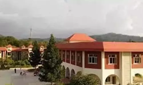 HP: हमीरपुर में चैरिटेबल अस्पताल बंद करने को लेकर विरोध प्रदर्शन HP: हमीरपुर में चैरिटेबल अस्पताल बंद करने को लेकर विरोध प्रदर्शन