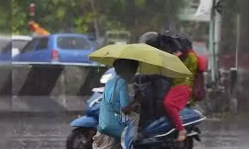 चक्रवात फेंगल तमिलनाडु के निकट पहुंचा चक्रवात फेंगल तमिलनाडु के निकट पहुंचा