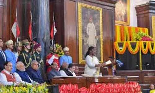 राष्ट्रपति द्रौपदी मुर्मू तमिलनाडु के 4 दिवसीय दौरे पर कोयंबटूर पहुंचीं