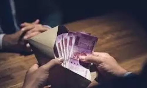 Corruption के आरोप में ईपीएफओ के दो अधिकारियों सहित तीन गिरफ्तार: HP