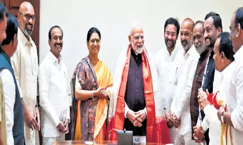 Telangana: प्रधानमंत्री मोदी ने तेलंगाना के नेताओं से कहा Telangana: प्रधानमंत्री मोदी ने तेलंगाना के नेताओं से कहा