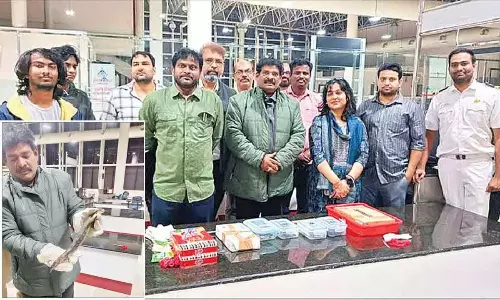 Andhra: विशाखापत्तनम हवाई अड्डे पर छह विदेशी छिपकलियां जब्त की गईं Andhra: विशाखापत्तनम हवाई अड्डे पर छह विदेशी छिपकलियां जब्त की गईं