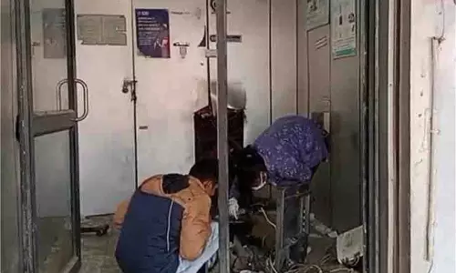 MP News: SBI का ATM उखाड़कर चोर हुए फरार