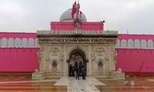 Karni Mata Temple: देवी सती के शरीर के अंगों से हुई थी माता के शक्ति पीठों की स्थापना