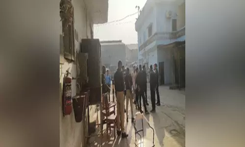 कर चोरी मामला, फैक्ट्री में डीजीजीआई टीम ने की छापेमारी