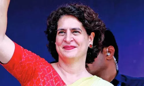 Kerala : प्रियंका गांधी आज लोकसभा में वायनाड सांसद के रूप में शपथ लेंगी